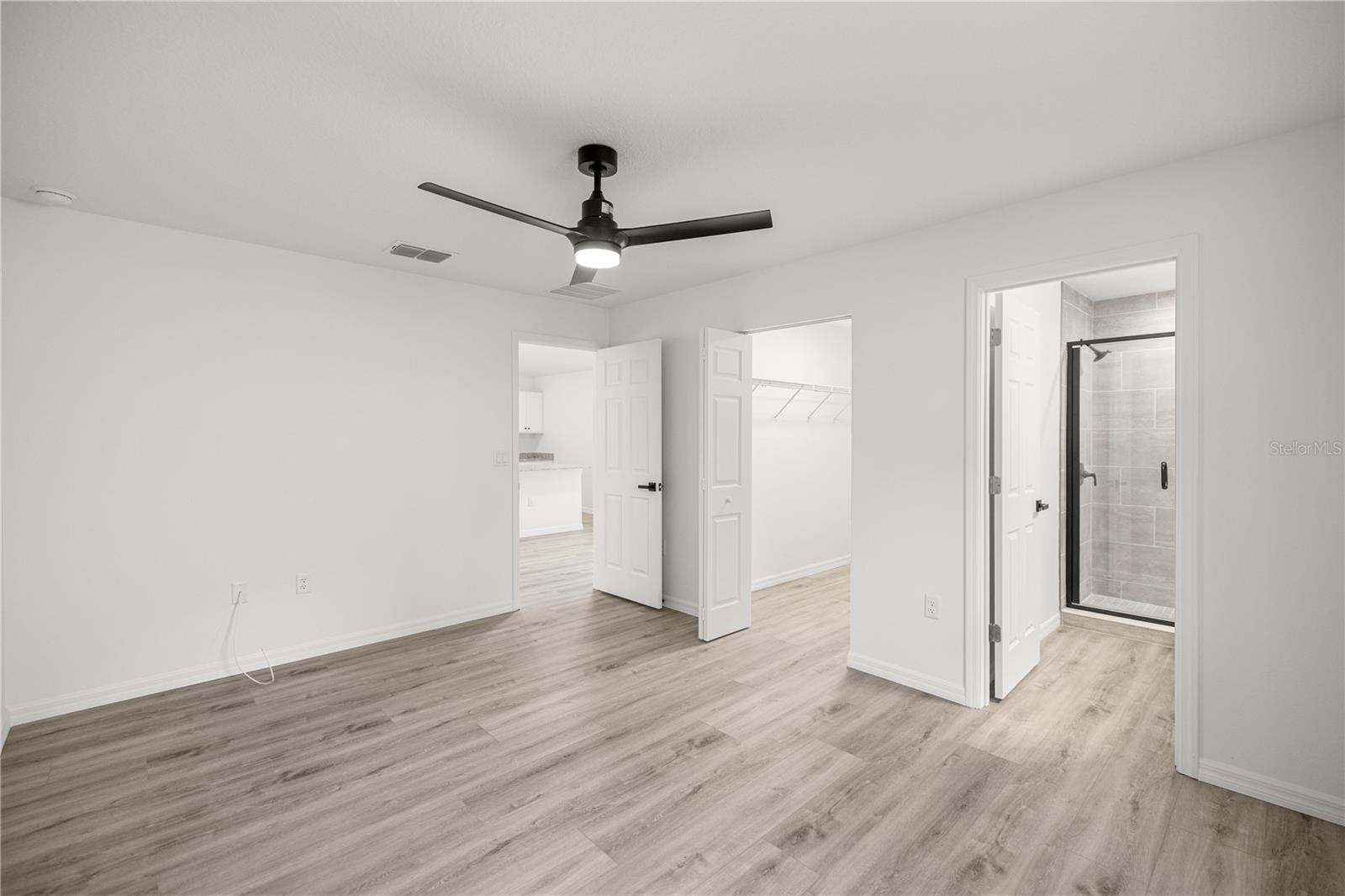 Image 11 of 28 For 11380 123rd Avenue