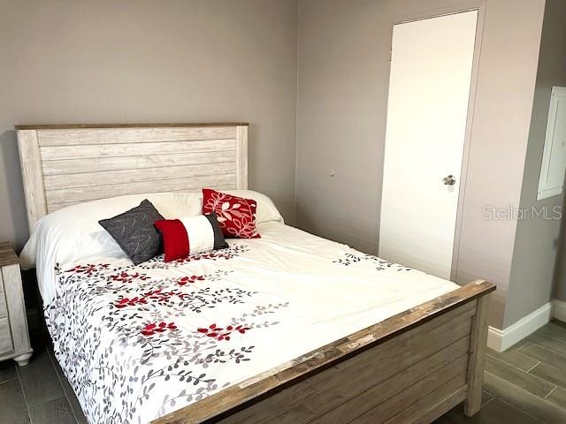 Image 12 of 21 For 15731 72nd Place