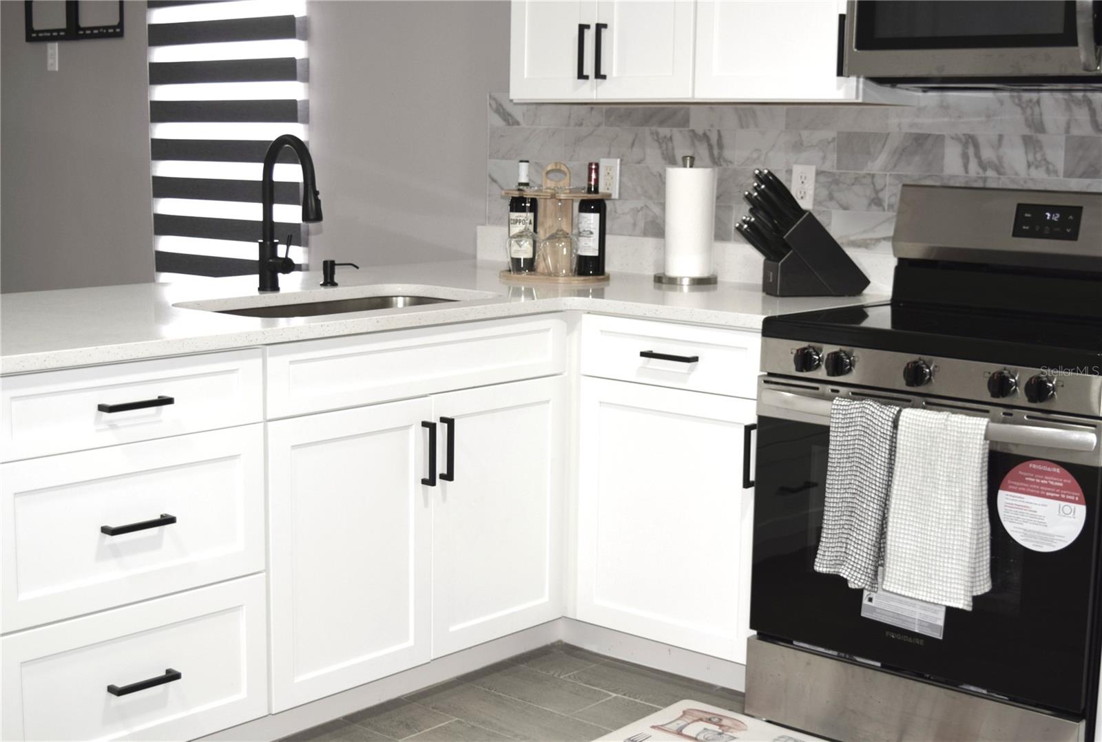 Image 8 of 21 For 15731 72nd Place