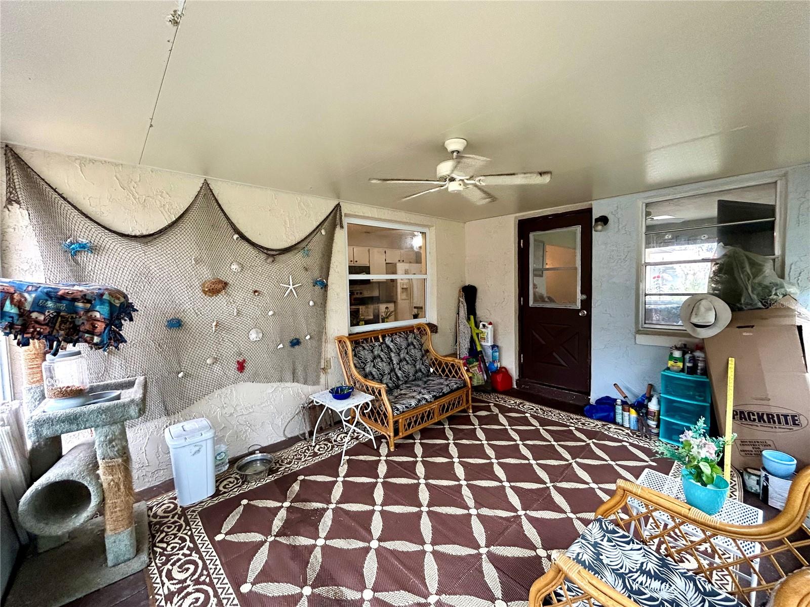 Image 28 of 38 For 521 Jefferson Street