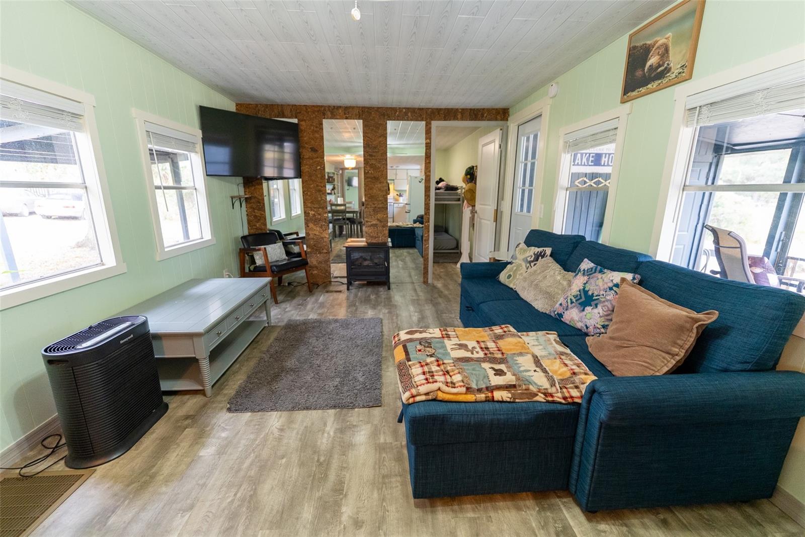 Image 13 of 63 For 21162 146th Place