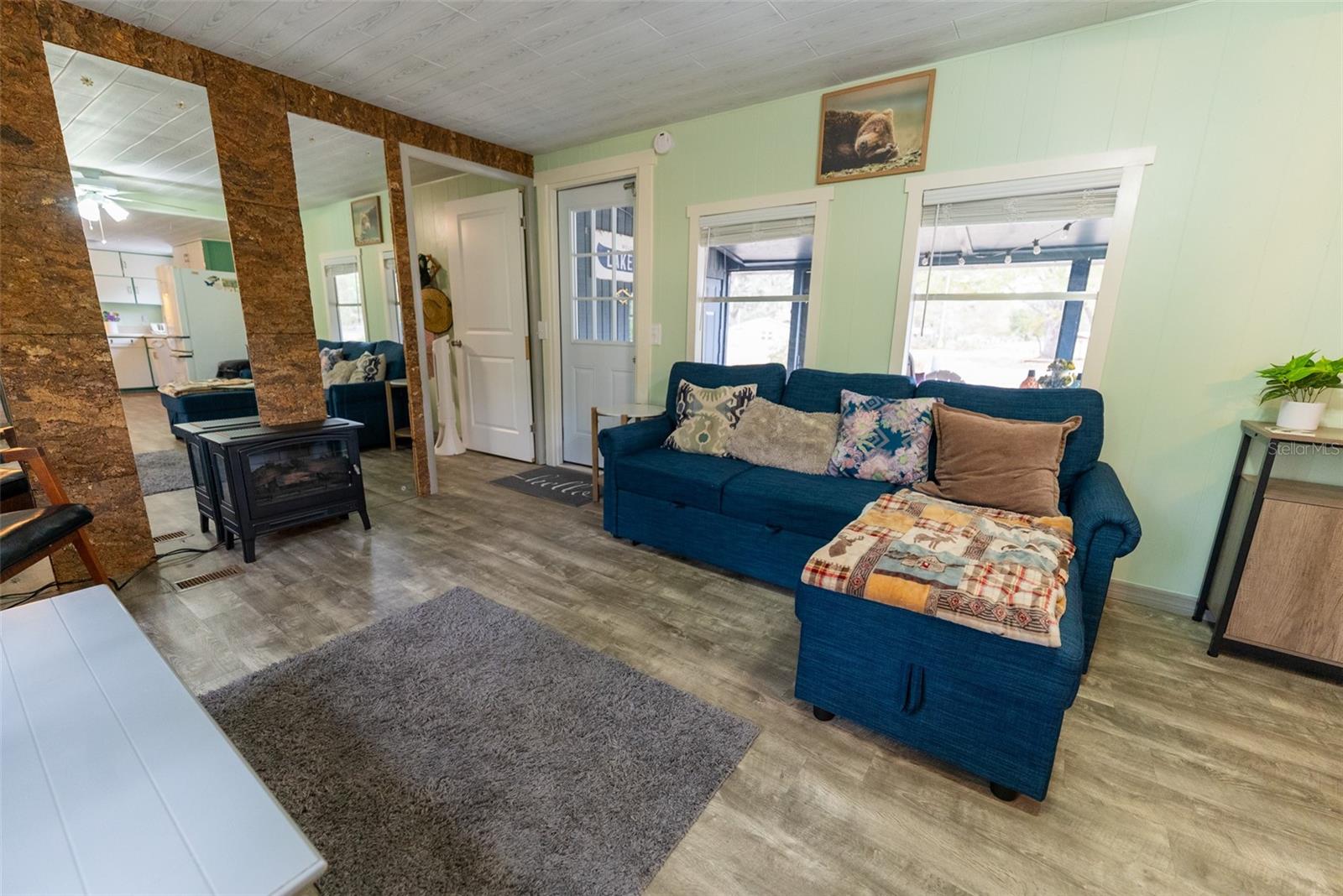 Image 15 of 63 For 21162 146th Place