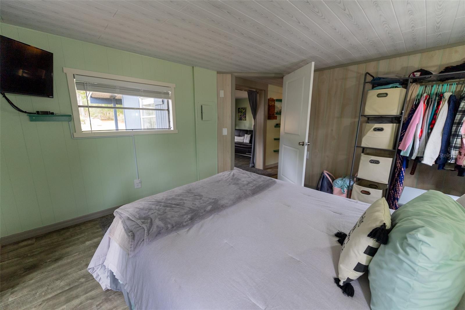 Image 22 of 63 For 21162 146th Place