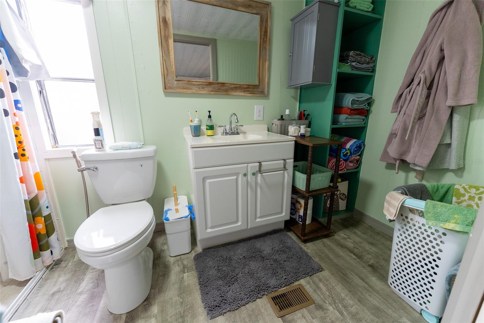 Image 23 of 63 For 21162 146th Place