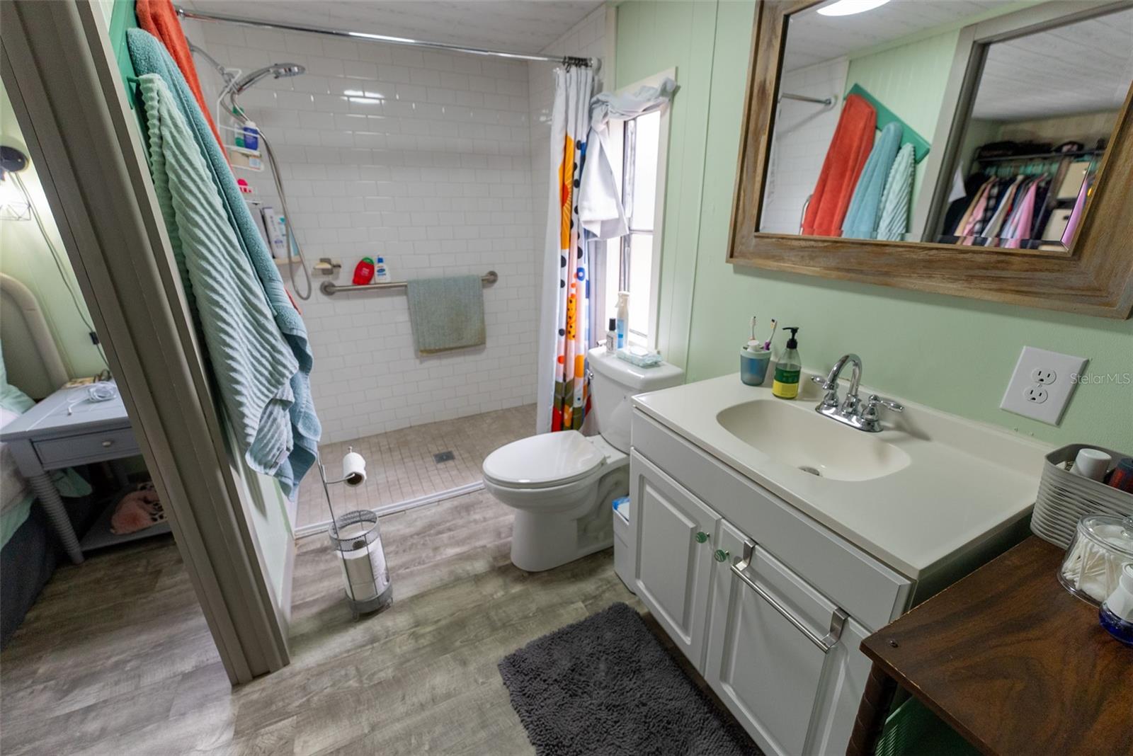 Image 24 of 63 For 21162 146th Place