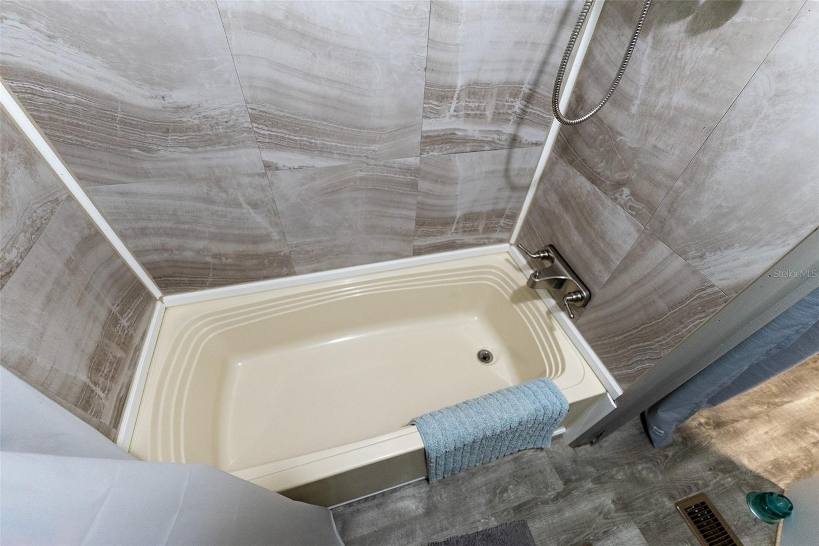 Image 32 of 63 For 21162 146th Place