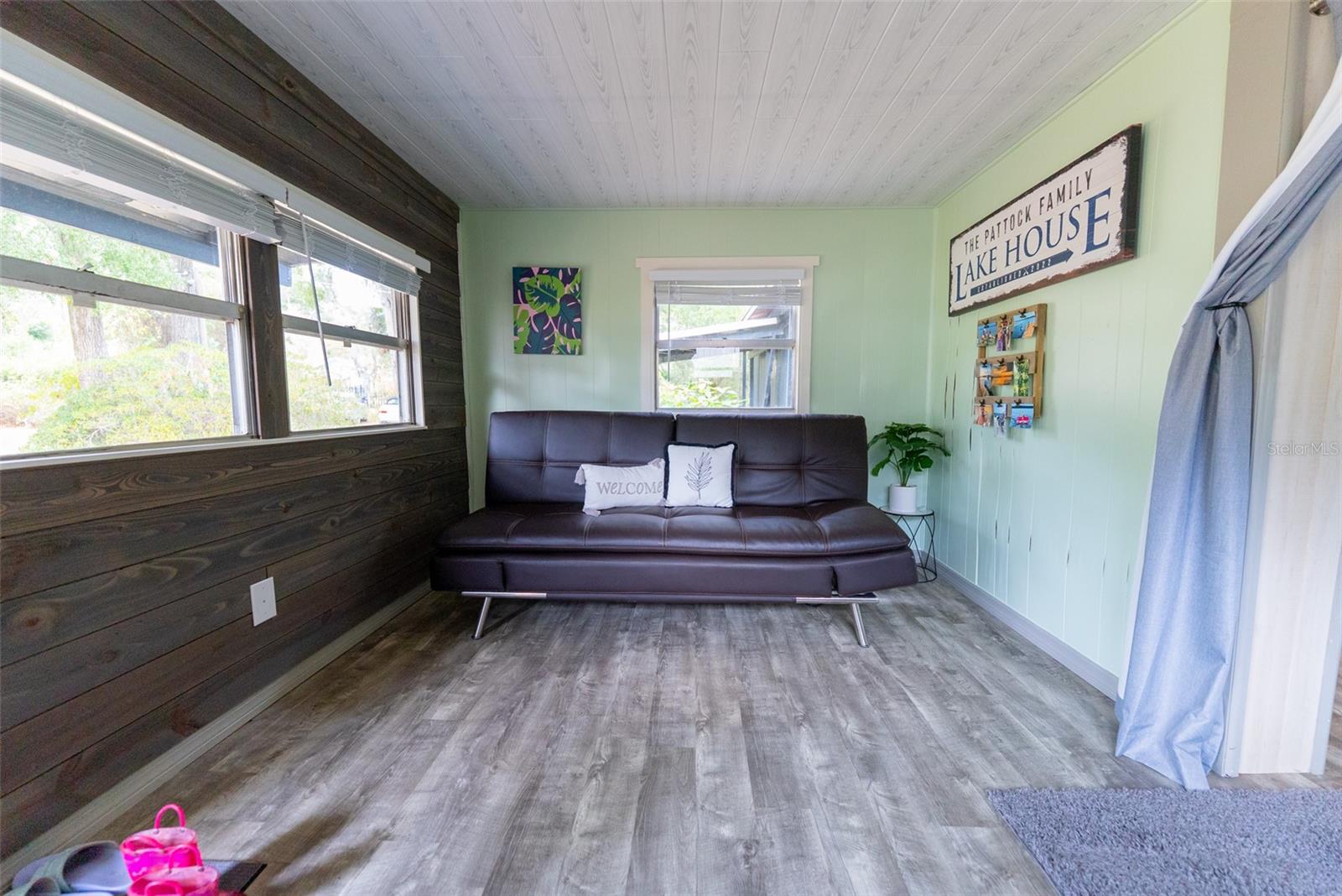 Image 6 of 63 For 21162 146th Place