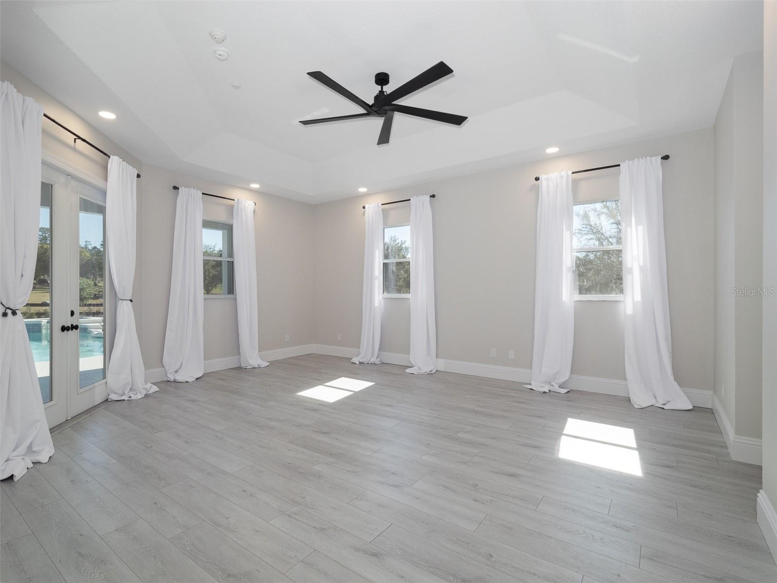 Image 11 of 29 For 9651 80th Avenue