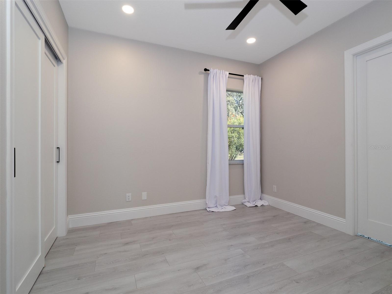 Image 15 of 29 For 9651 80th Avenue