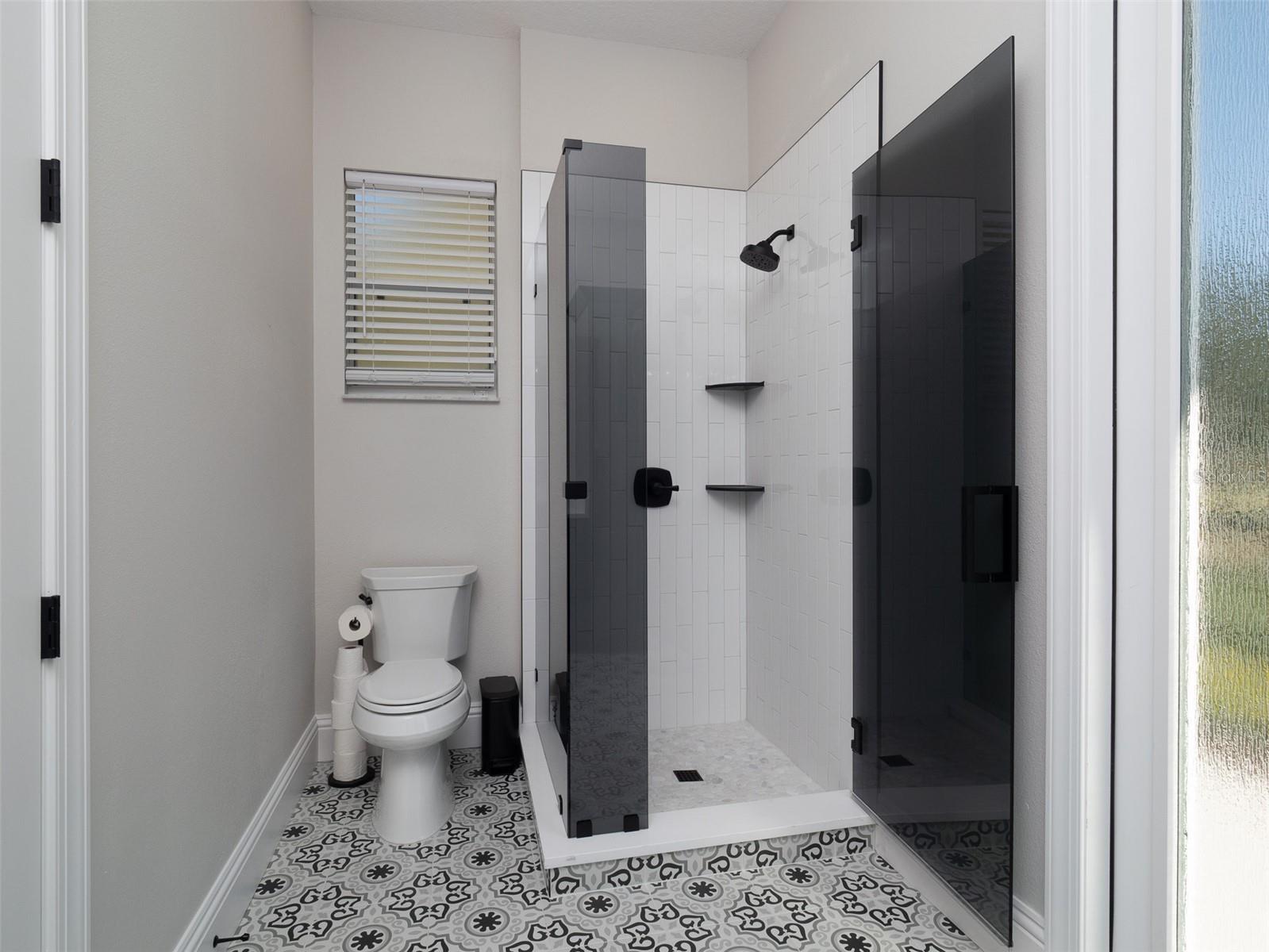 Image 18 of 29 For 9651 80th Avenue