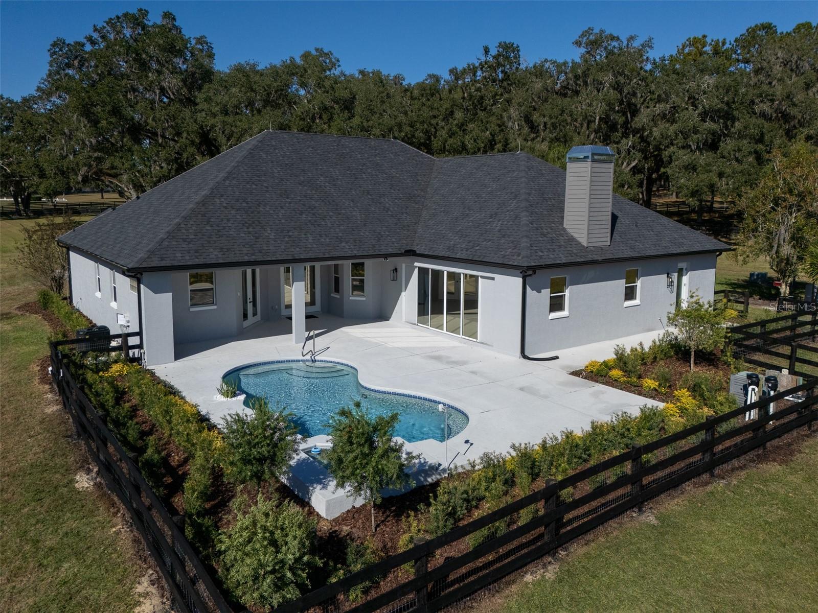 Image 23 of 29 For 9651 80th Avenue