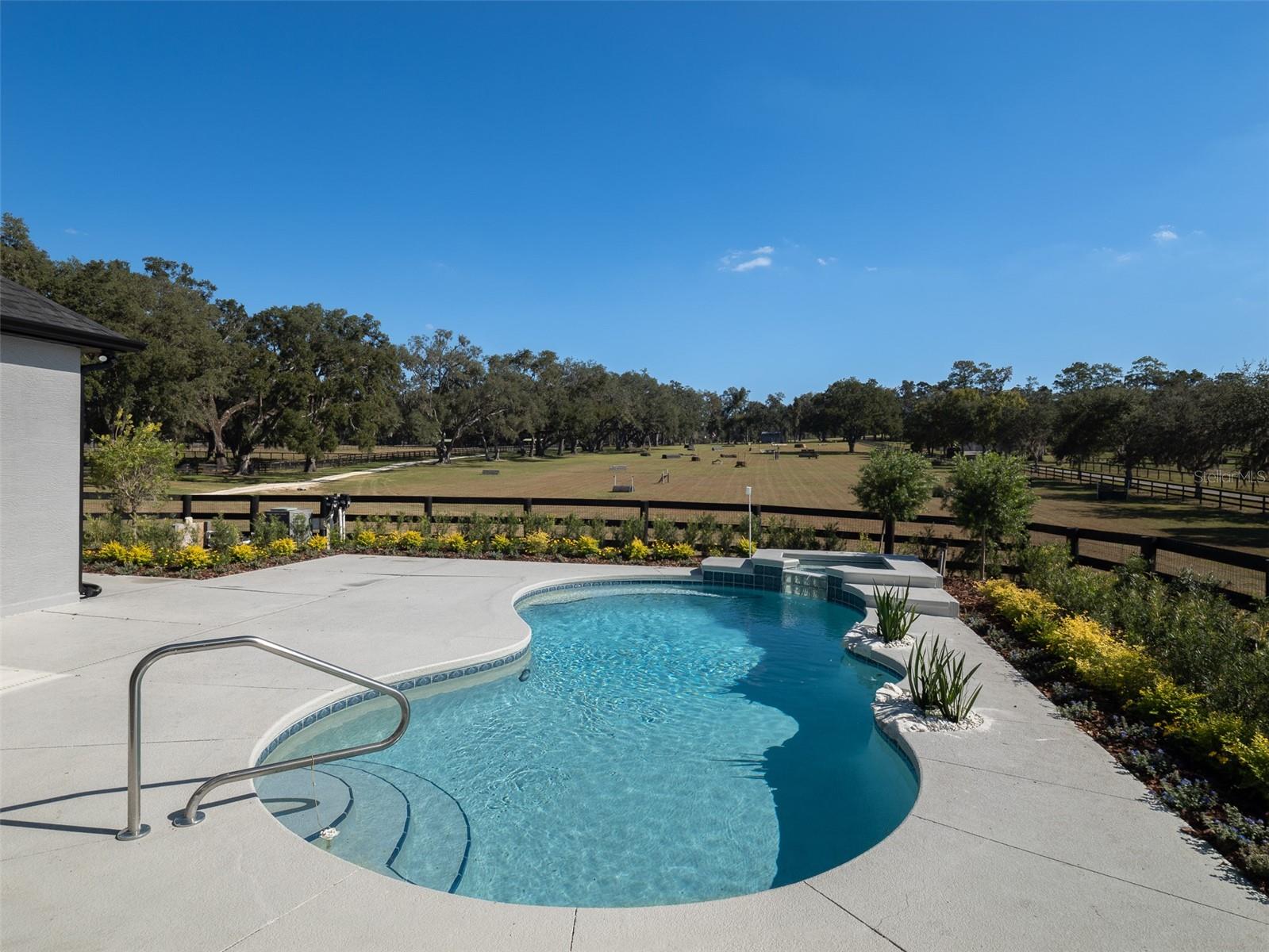 Image 25 of 29 For 9651 80th Avenue