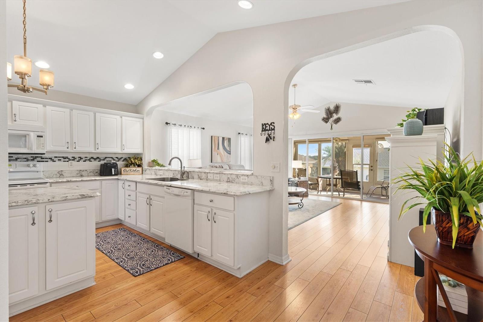 Image 11 of 55 For 17842 125th Circle