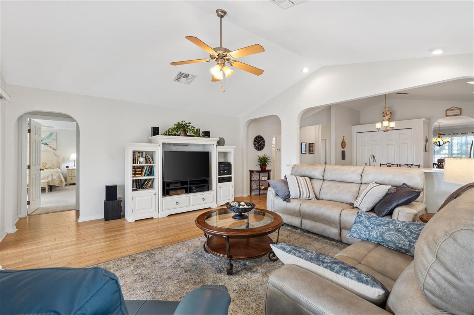 Image 16 of 55 For 17842 125th Circle