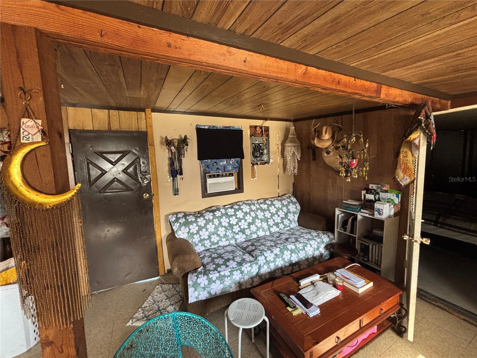 Image 8 of 25 For 20900 140th Place