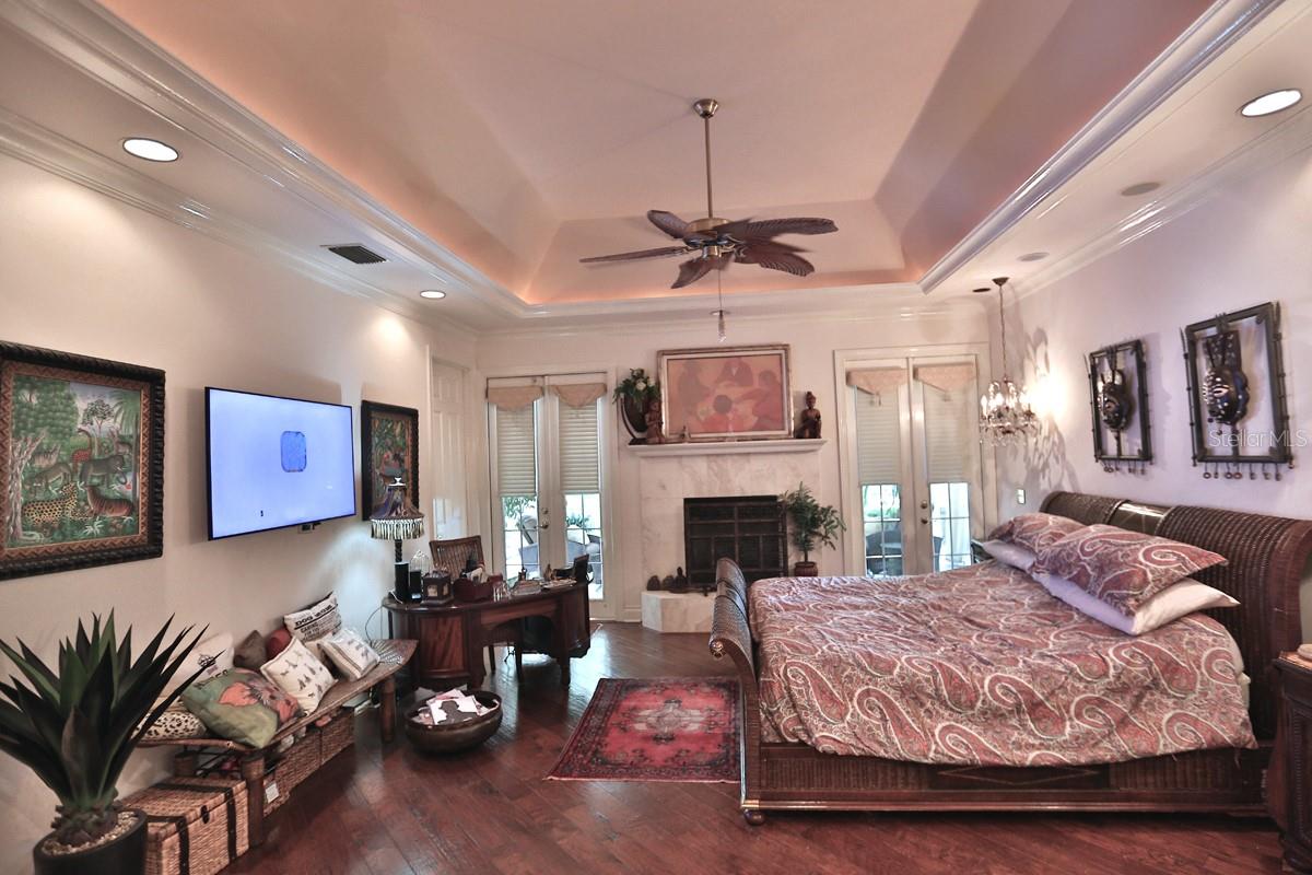 Listing photo id 33 for 1300 43rd Place