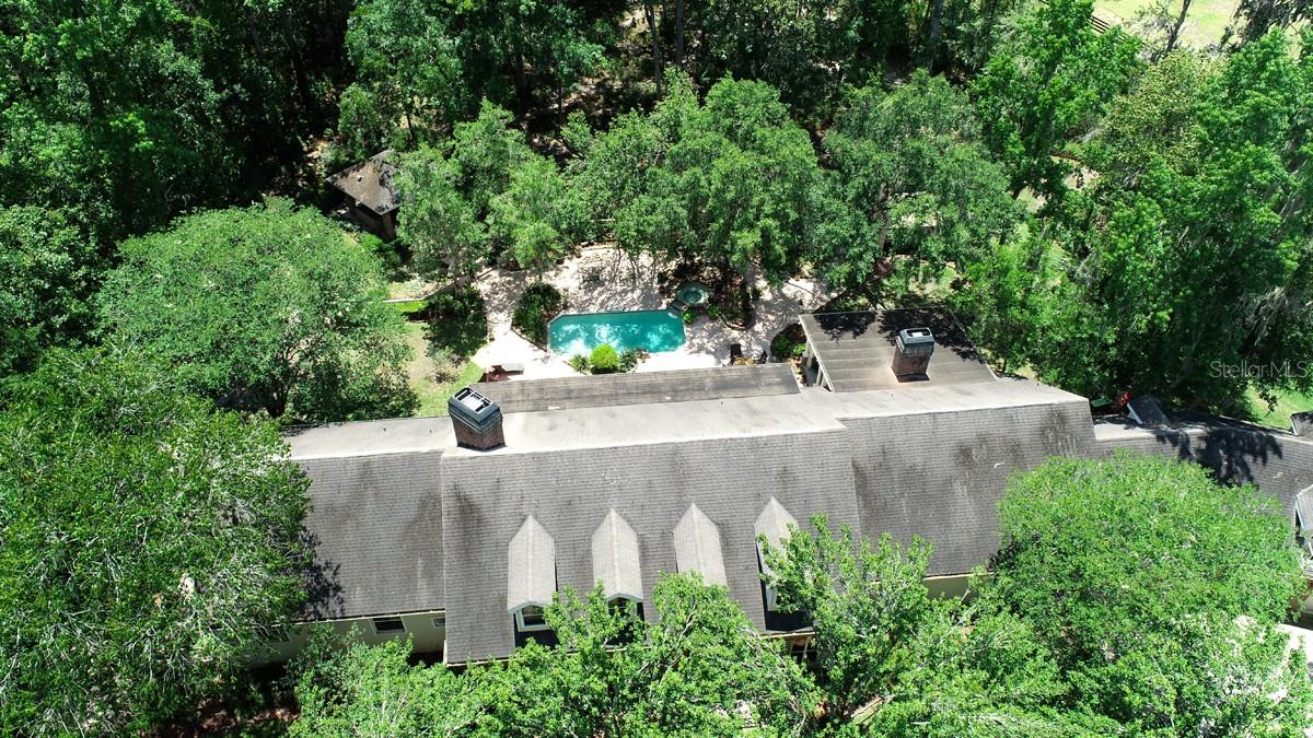 Listing photo id 45 for 1300 43rd Place