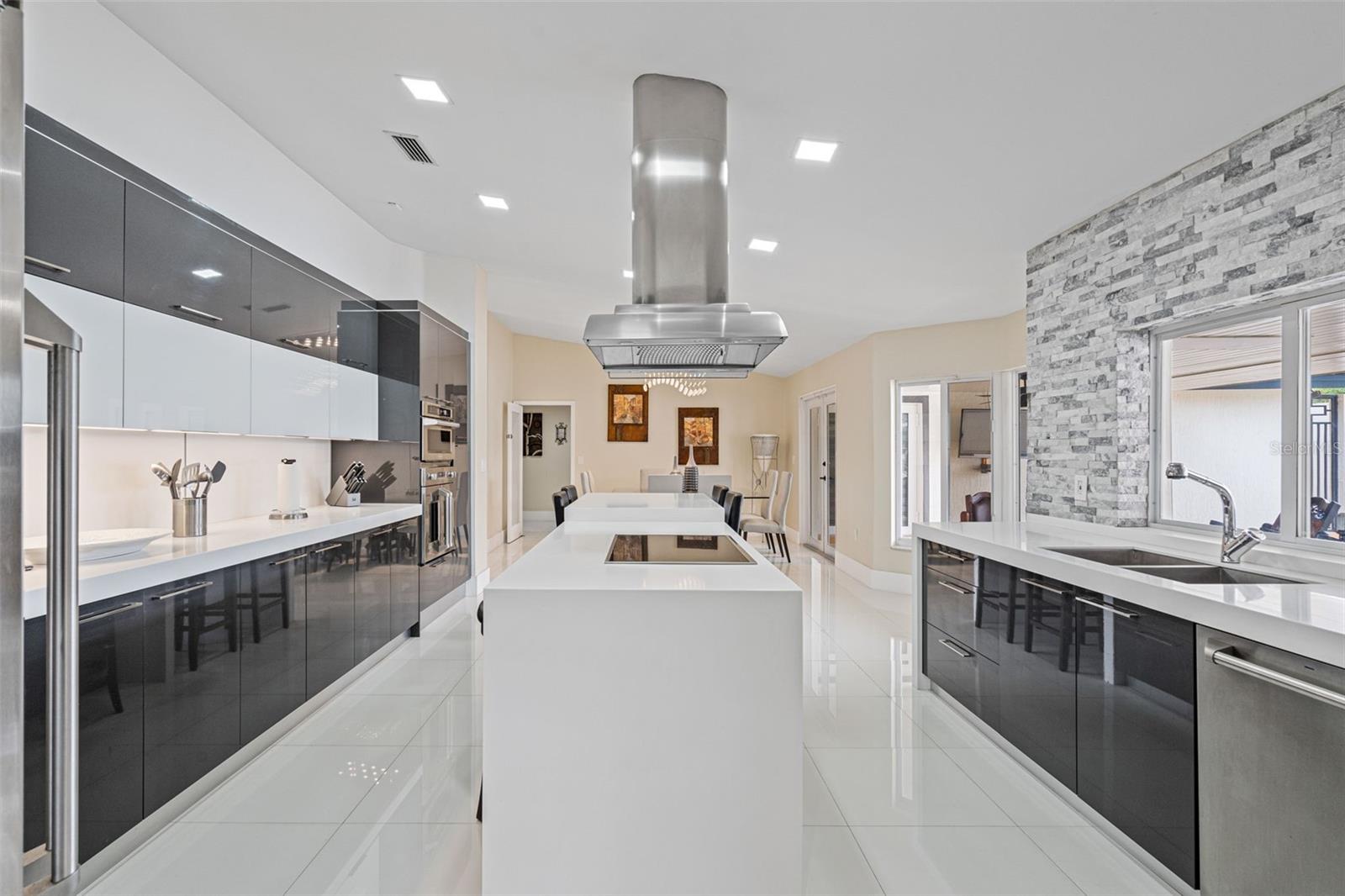 Image 22 of 72 For 14040 14th Street