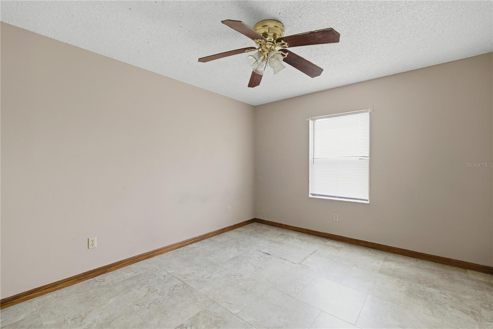 Image 16 of 24 For 6264 155th Street Road