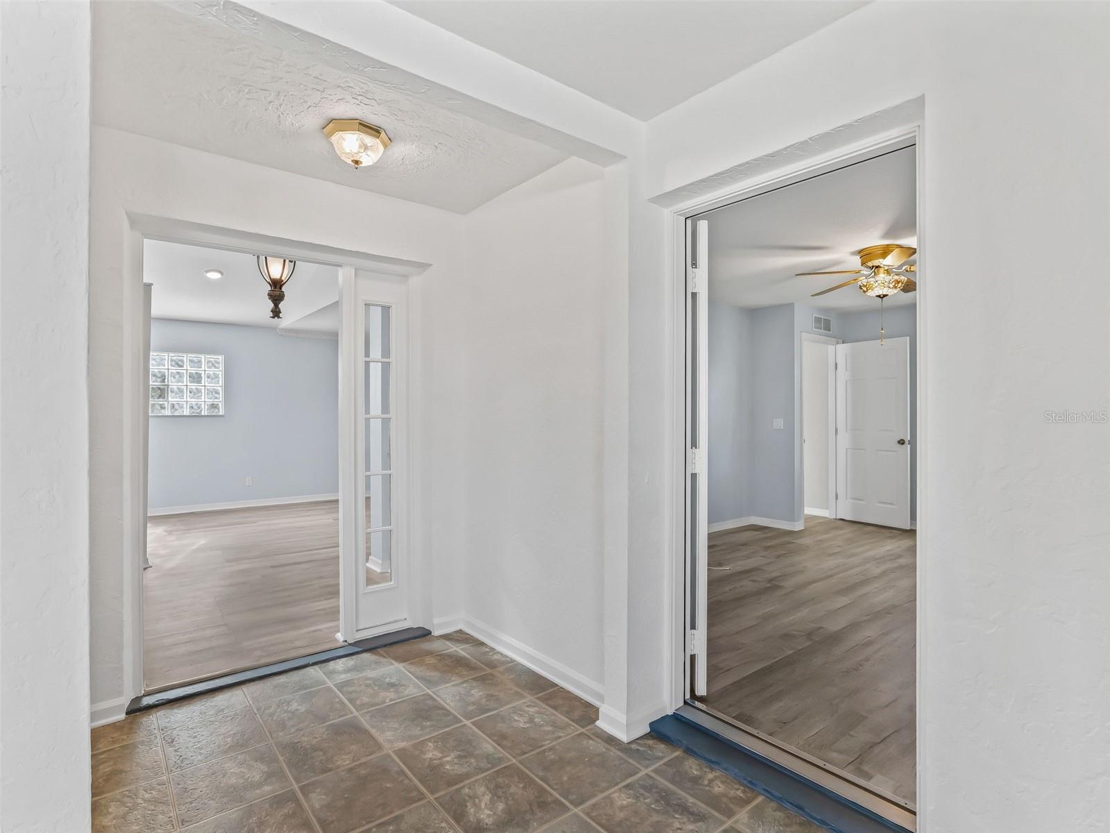 Image 11 of 44 For 17808 115 Court