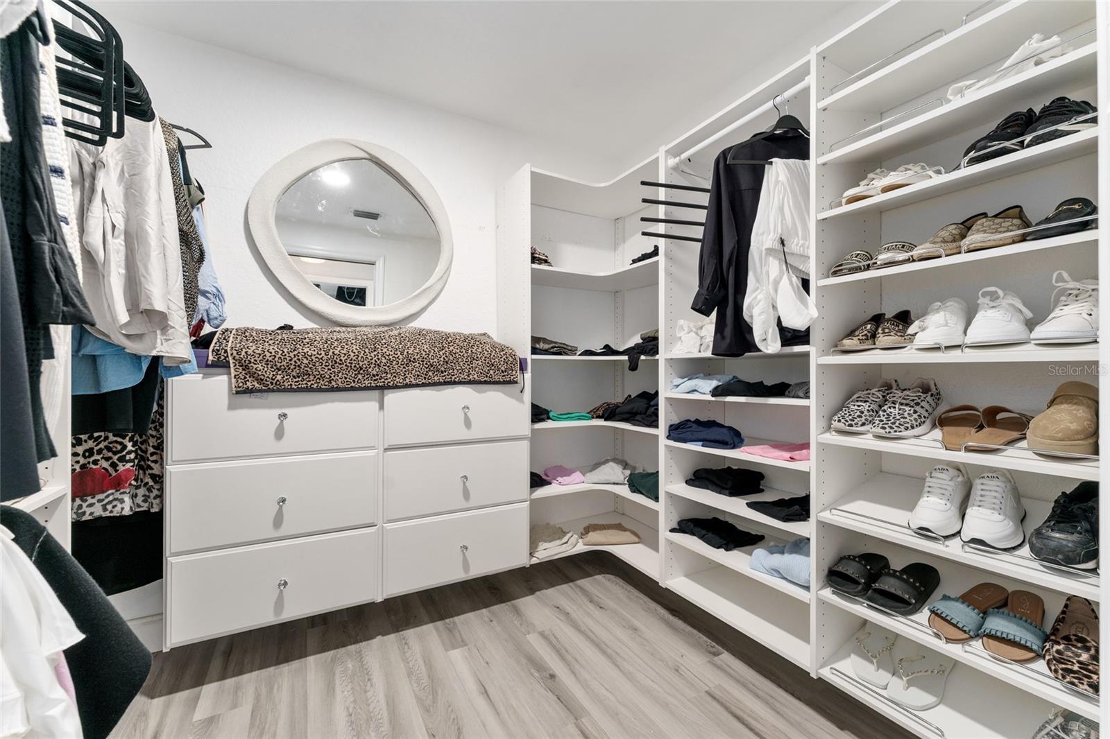 Image 16 of 40 For 4841 76th Court