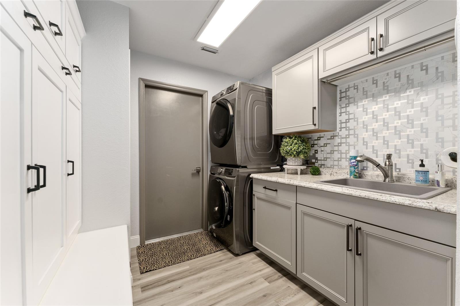 Image 25 of 40 For 4841 76th Court