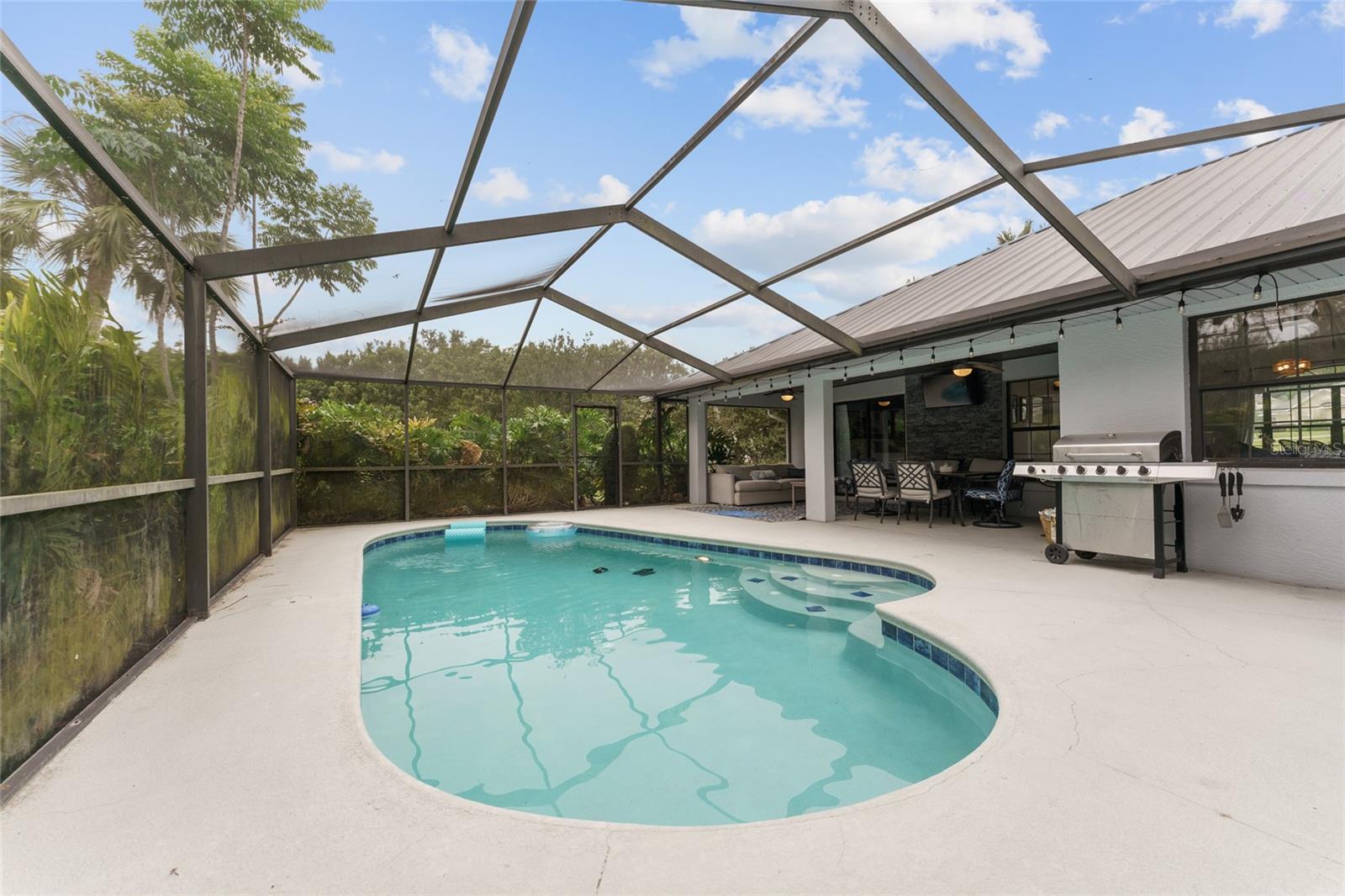 Image 26 of 40 For 4841 76th Court