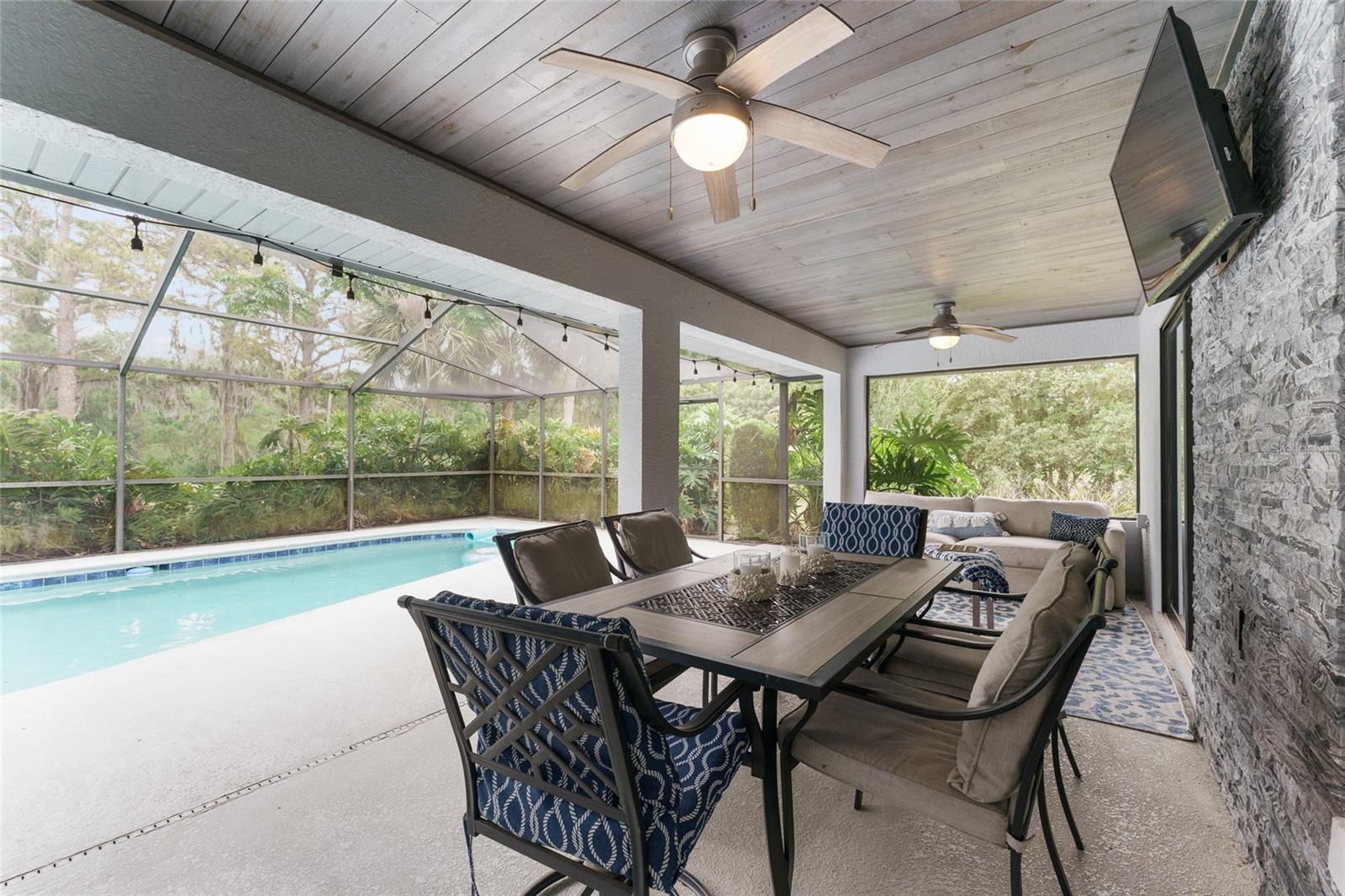 Image 28 of 40 For 4841 76th Court