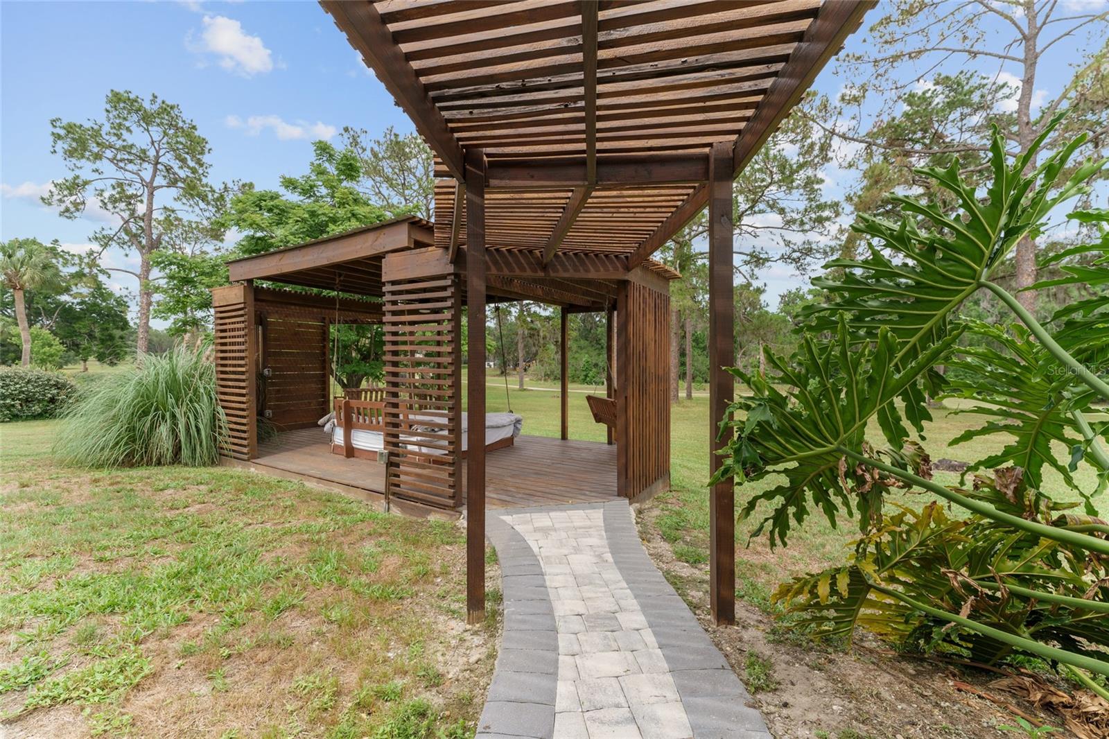 Image 34 of 40 For 4841 76th Court