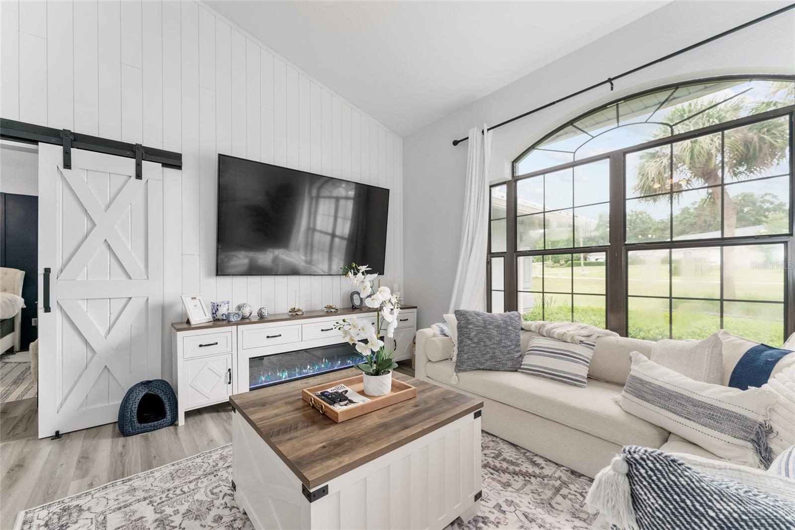 Image 5 of 40 For 4841 76th Court