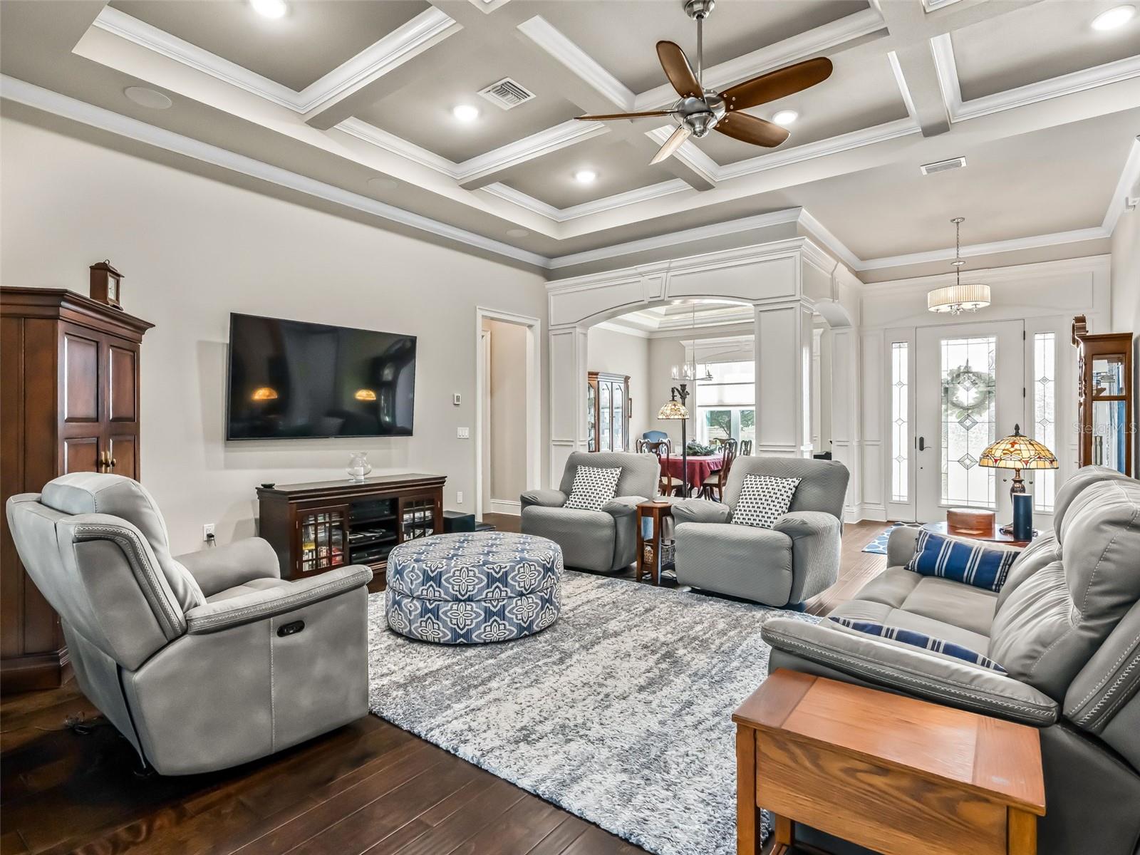 Image 10 of 50 For 2535 77th Street