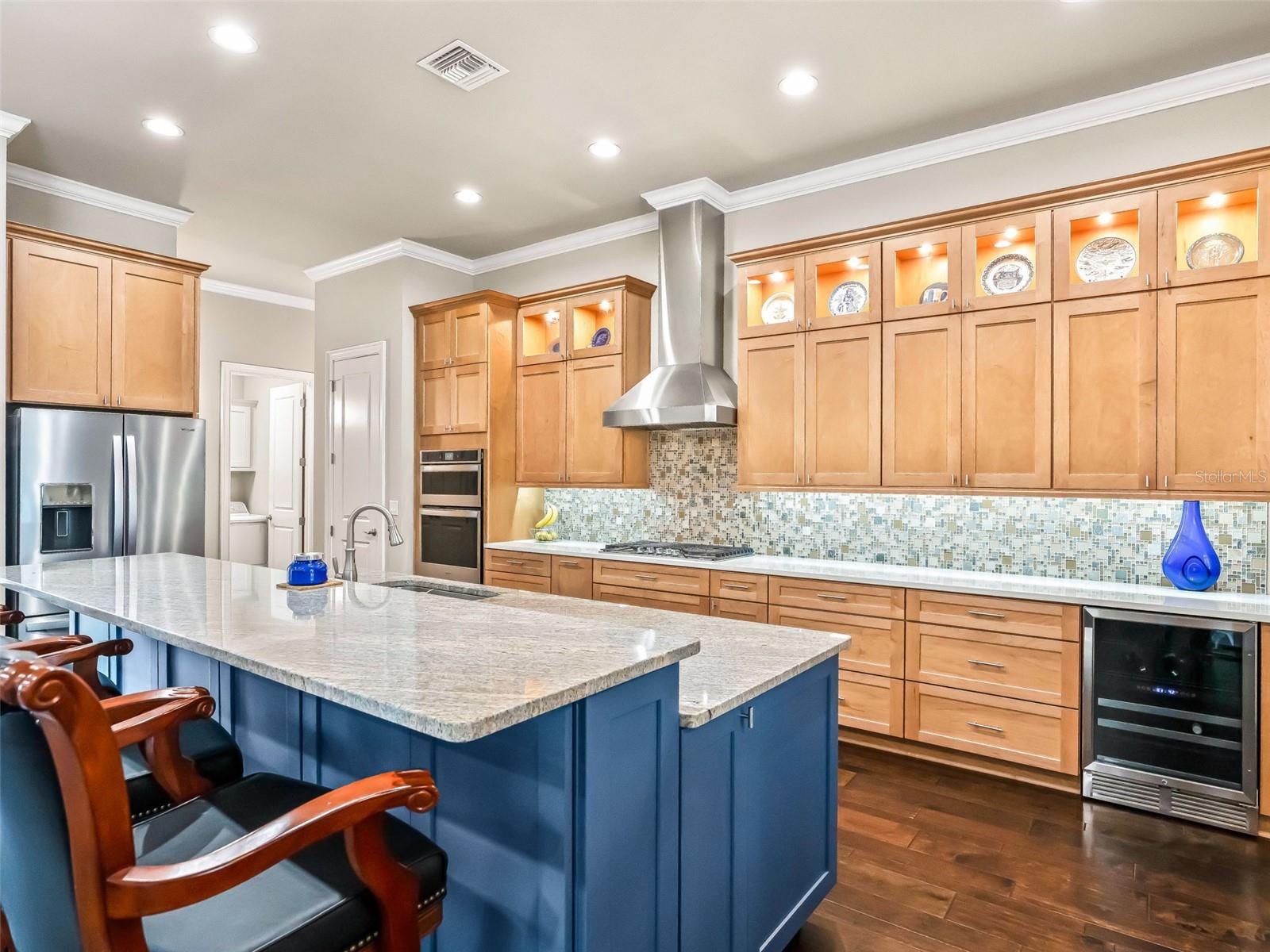 Image 12 of 50 For 2535 77th Street