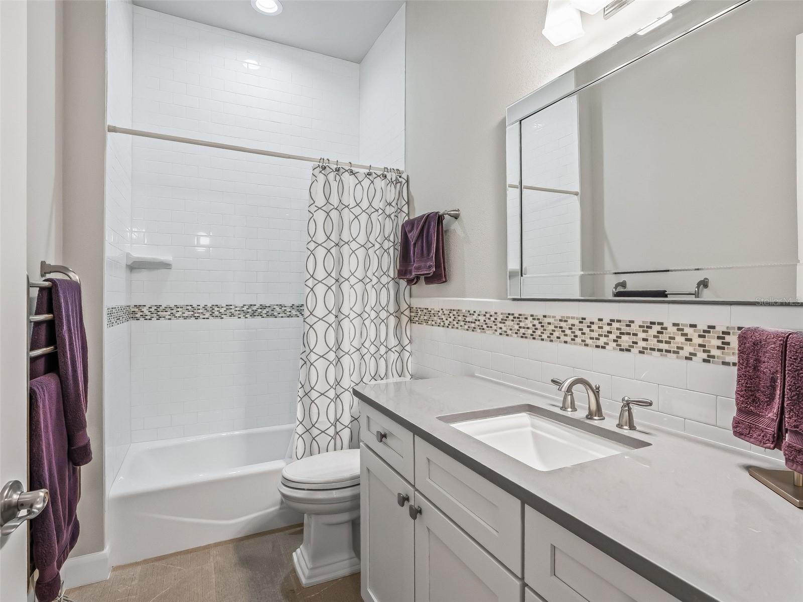 Image 29 of 50 For 2535 77th Street