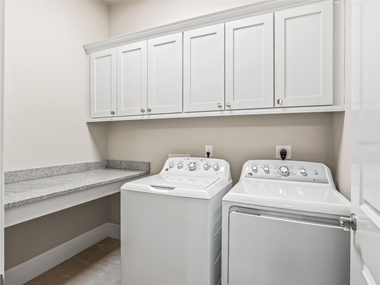 Image 32 of 50 For 2535 77th Street