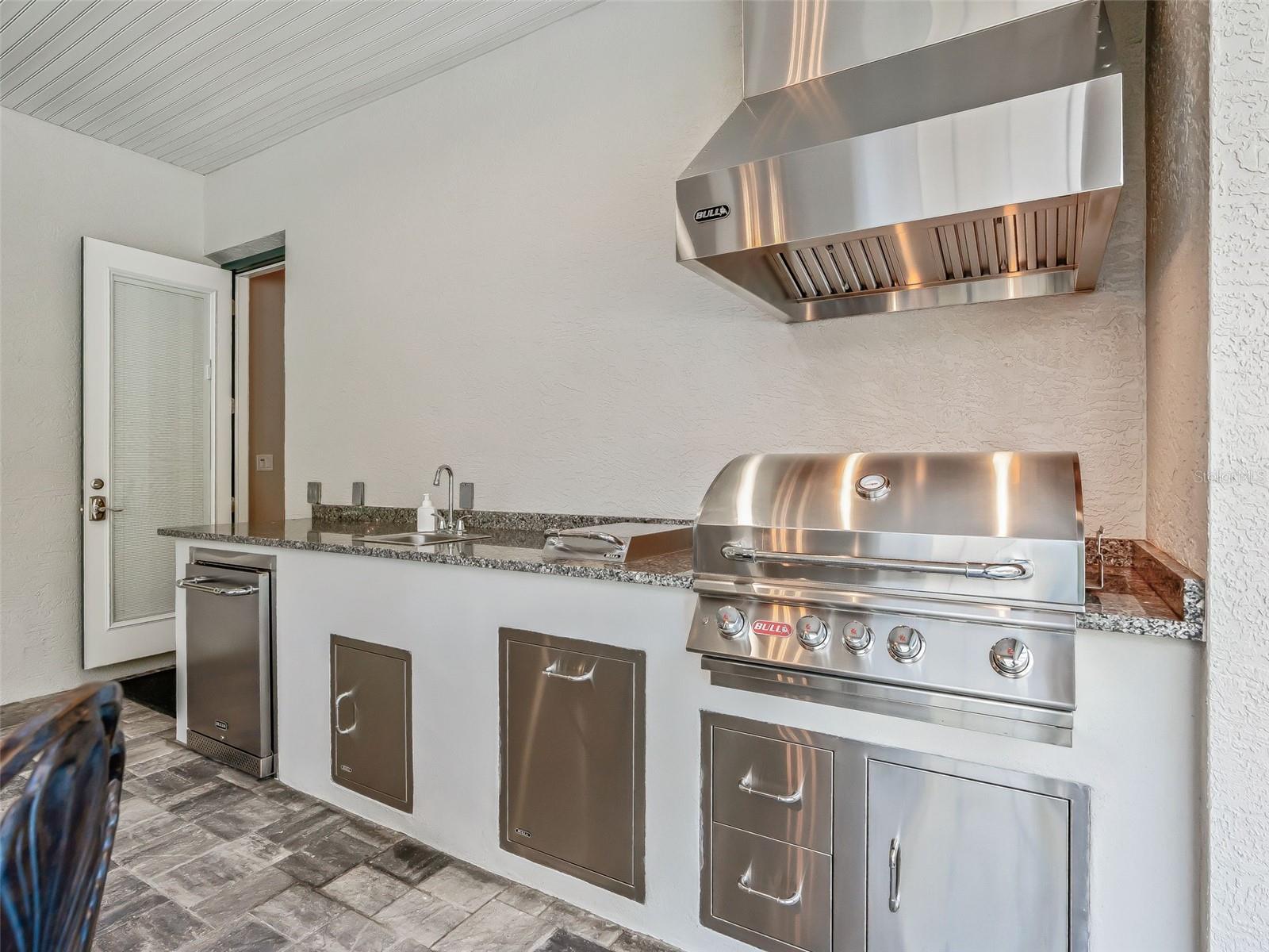 Image 36 of 50 For 2535 77th Street