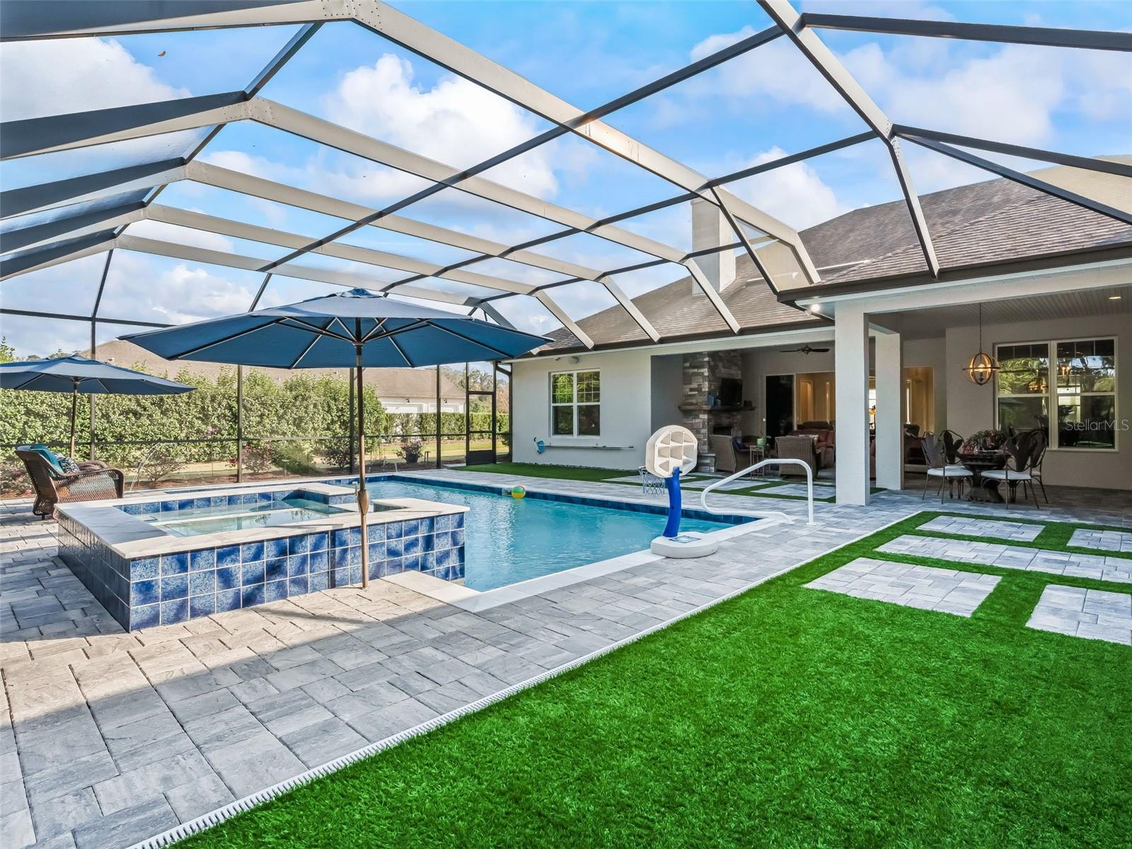 Image 42 of 50 For 2535 77th Street