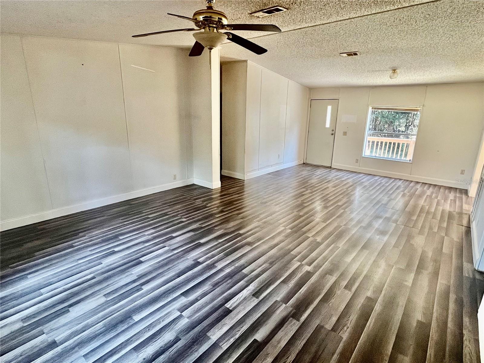 Image 3 of 7 For 3691 138th Place