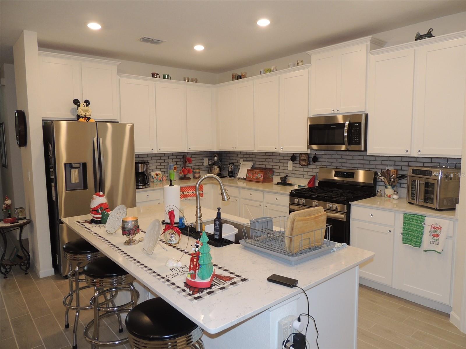 Image 11 of 31 For 560 4th Avenue