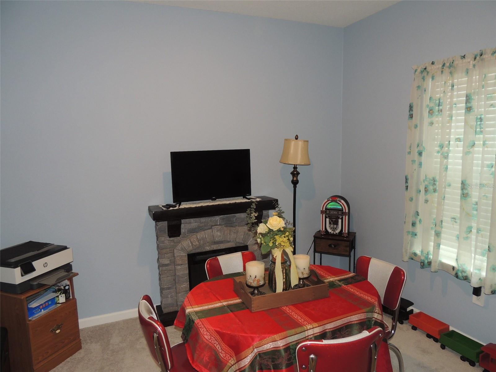 Image 23 of 31 For 560 4th Avenue