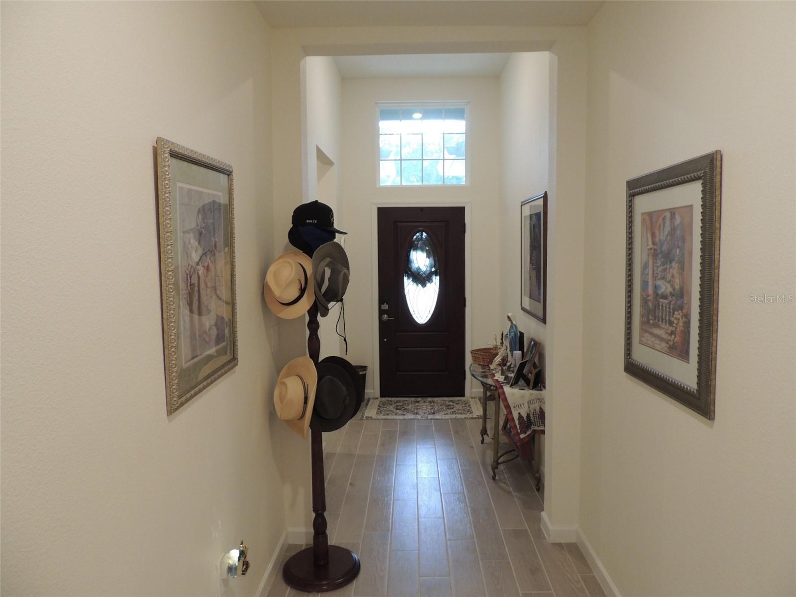 Image 5 of 31 For 560 4th Avenue