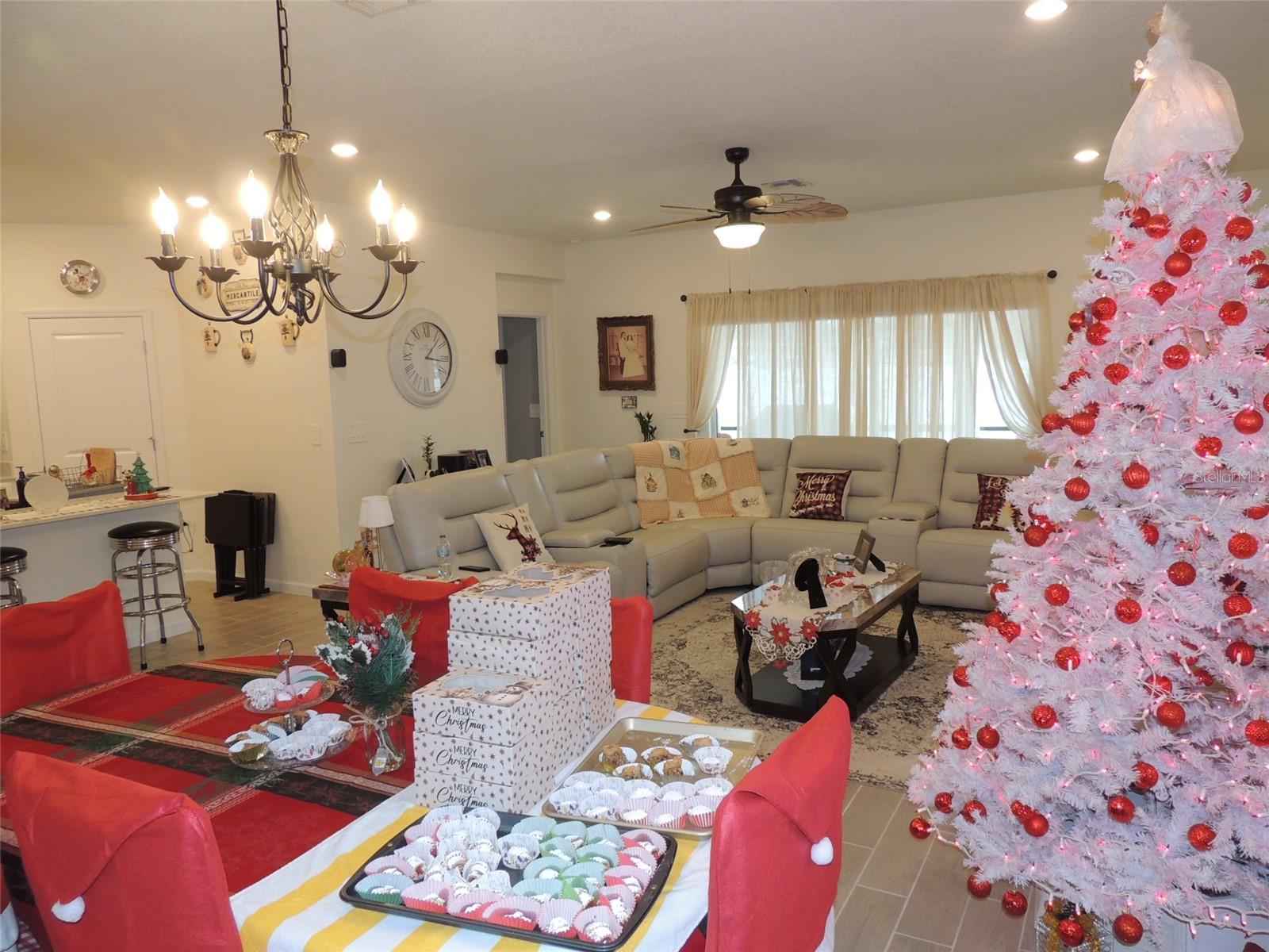 Image 7 of 31 For 560 4th Avenue