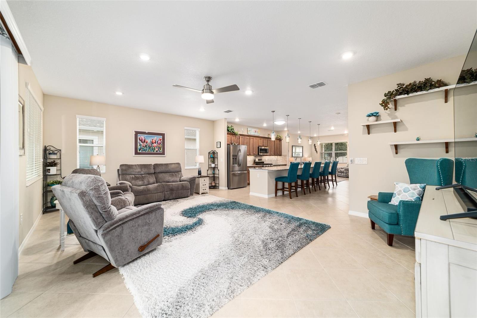 Image 25 of 64 For 7863 89th Loop