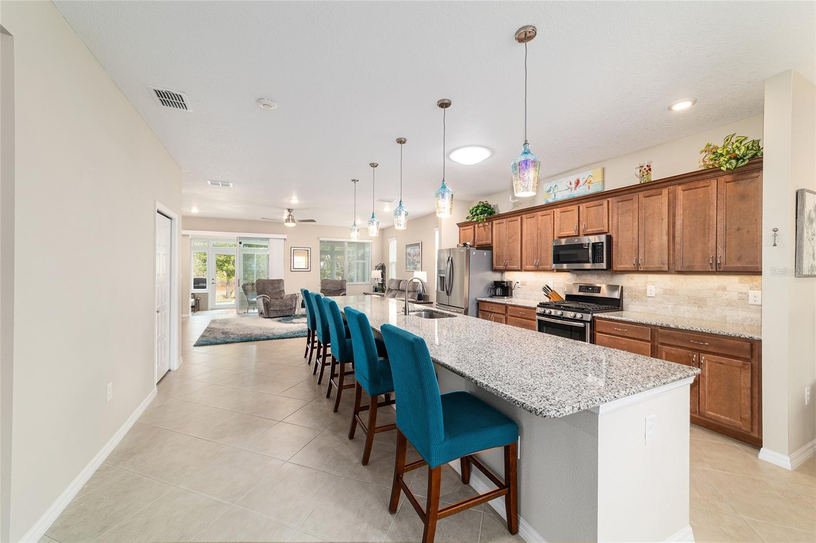 Image 33 of 64 For 7863 89th Loop