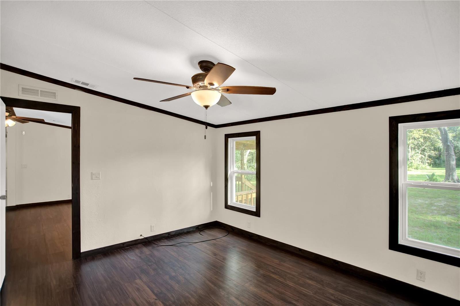 Image 12 of 31 For 10650 190th Street