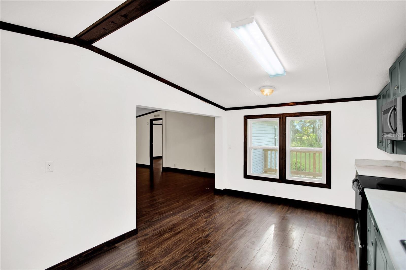 Image 9 of 31 For 10650 190th Street