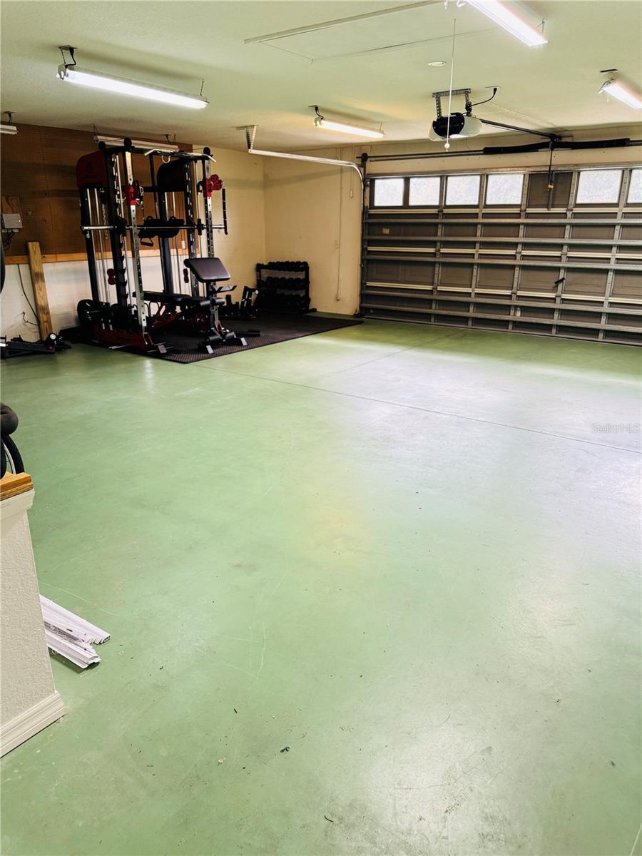 Image 31 of 46 For 6184 100th Loop