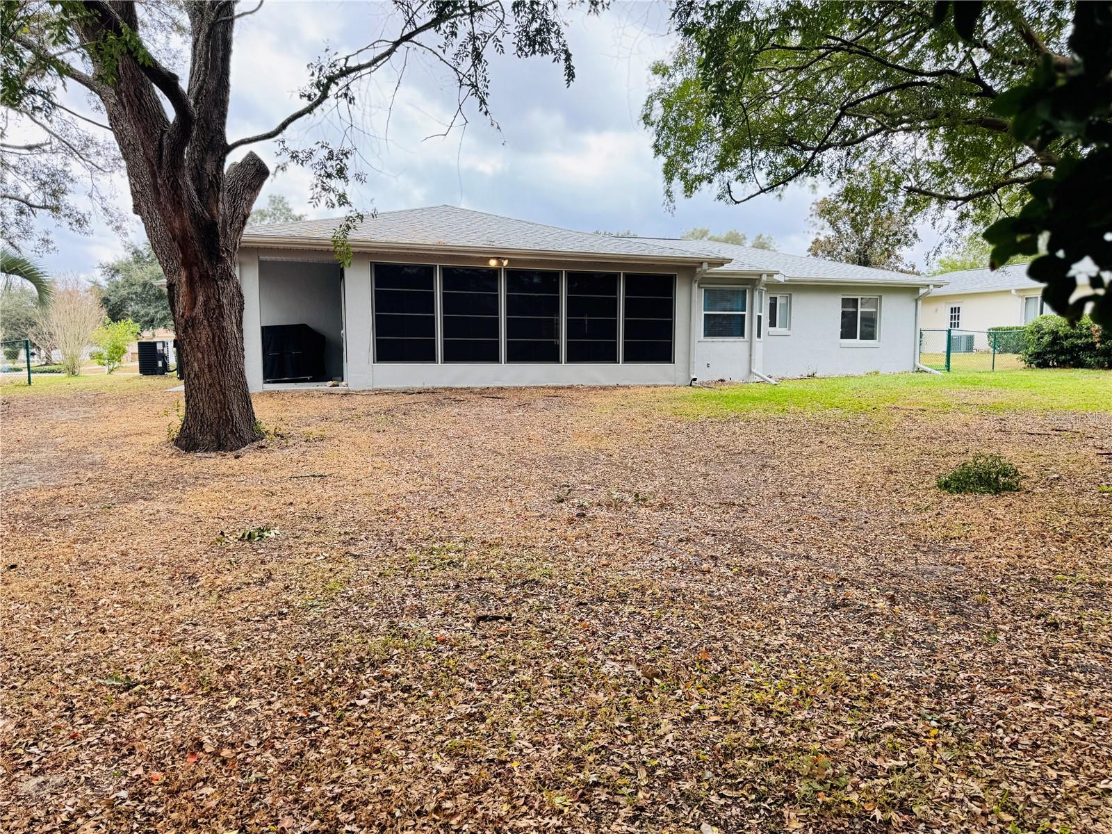 Image 33 of 46 For 6184 100th Loop