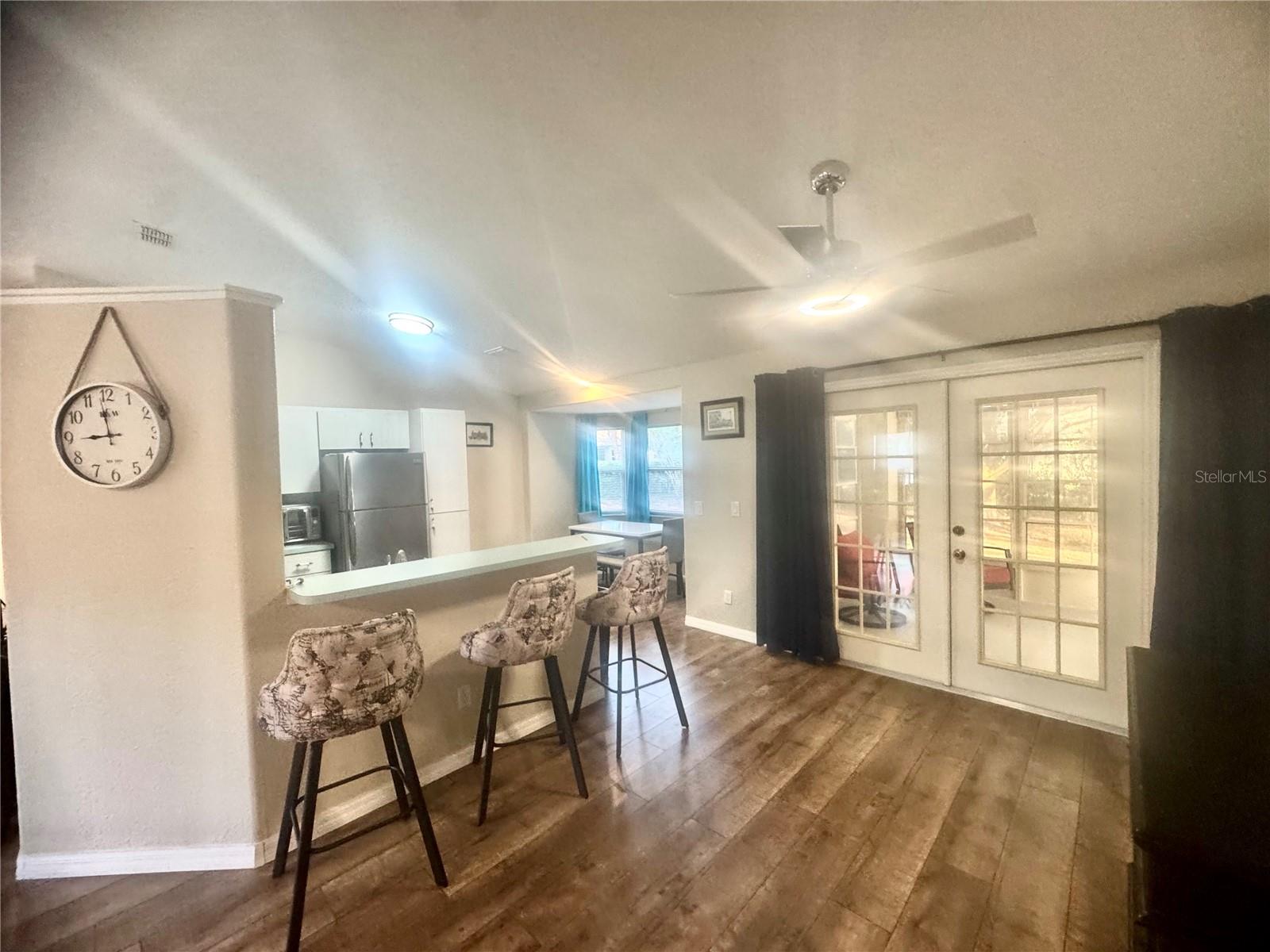 Image 6 of 46 For 6184 100th Loop