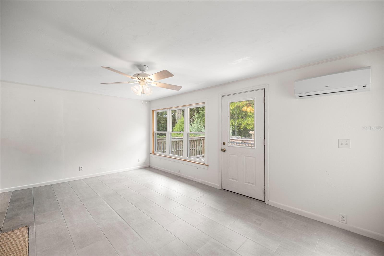 Image 33 of 51 For 5915 Avenue F