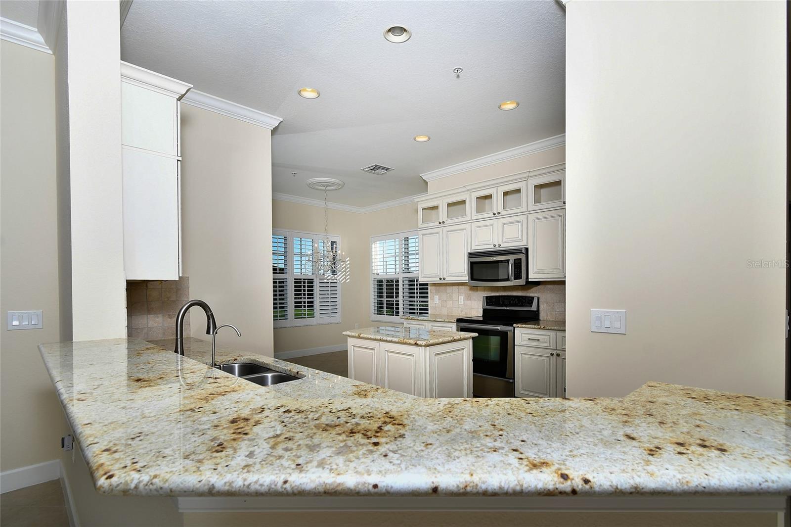 Image 27 of 55 For 8051 Players Cove Drive 202